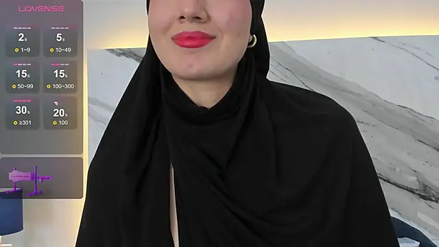 Snapshot of fatimarab chatting on January 29, 2025, 1:48 am fatimarab online show from January 29, 2025, 1:48 am