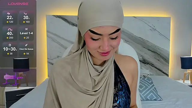 Snapshot of fatimarab chatting on February 1, 2025, 1:34 am fatimarab online show from February 1, 2025, 1:34 am