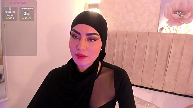 Snapshot of fatimarab chatting on November 15, 2025, 8:38 pm fatimarab online show from November 15, 2025, 8:38 pm