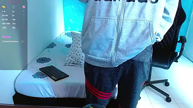 bray hotboy777 online show from December 7, 2024, 2:24 pm