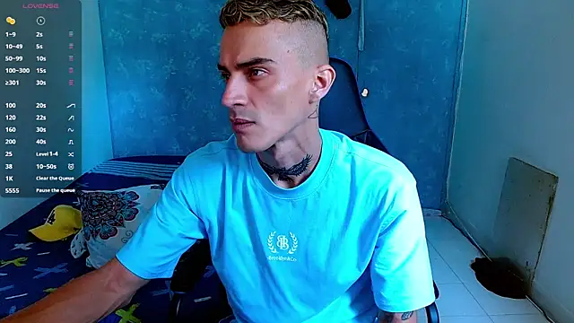 bray hotboy777 online show from January 18, 2025, 6:10 pm