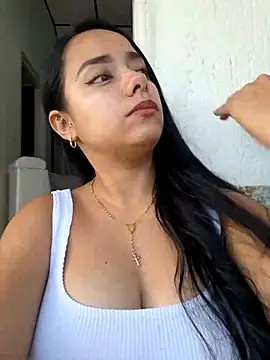 Snapshot of MarianaByanchi chatting on December 22, 2024, 9:42 pm MarianaByanchi online show from December 22, 2024, 9:42 pm