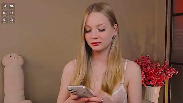 Snapshot of nik0le_ chatting on July 5, 2026, 11:12 pm nik0le online show from July 5, 2026, 11:12 pm