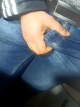 Snapshot of franko1987 chatting on March 18, 2025, 11:19 am franko1987 online show from March 18, 2025, 11:19 am