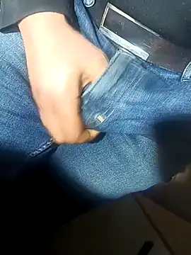 Snapshot of franko1987 chatting on March 22, 2025, 4:45 am franko1987 online show from March 22, 2025, 4:45 am