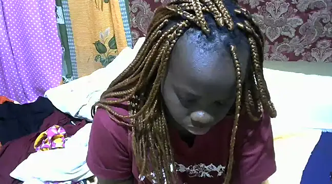 Snapshot of Thicky_kyla chatting on February 19, 2025, 1:08 am Thicky kyla online show from February 19, 2025, 1:08 am