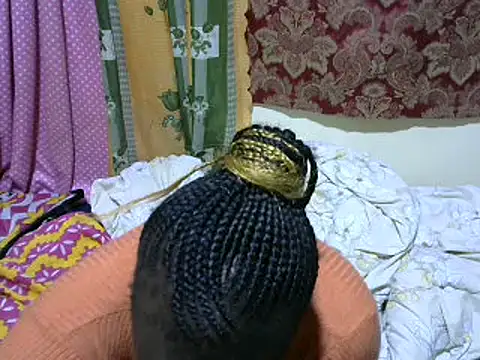 Snapshot of Thicky_kyla chatting on March 8, 2025, 10:45 pm Thicky kyla online show from March 8, 2025, 10:45 pm