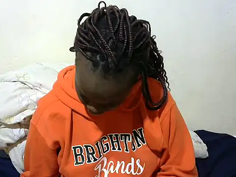 Snapshot of Thicky_kyla chatting on September 18, 2025, 8:00 pm Thicky kyla online show from September 18, 2025, 8:00 pm