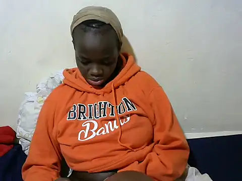 Thicky kyla online show from December 17, 2025, 7:20 pm