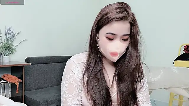 LyLy Office online show from February 11, 2025, 5:16 am