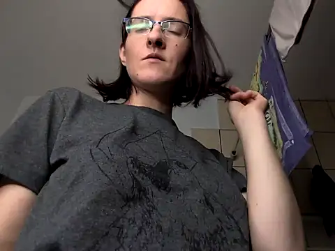 Milky hairy mommy online show from September 10, 2025, 7:58 pm