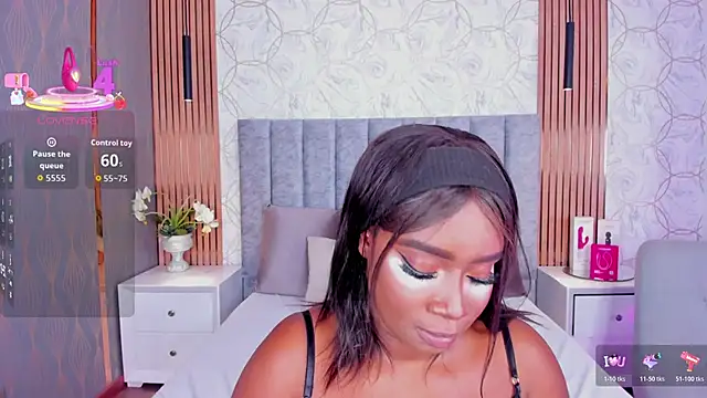 Britanymooree online show from February 12, 2026, 8:26 pm