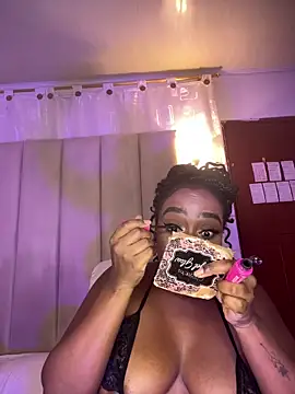 Britanymooree online show from March 18, 2026, 8:56 pm