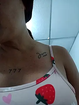 Magica lorena online show from October 2, 2025, 3:52 pm