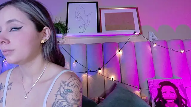 AmbarHills 1 online show from February 1, 2026, 11:42 am