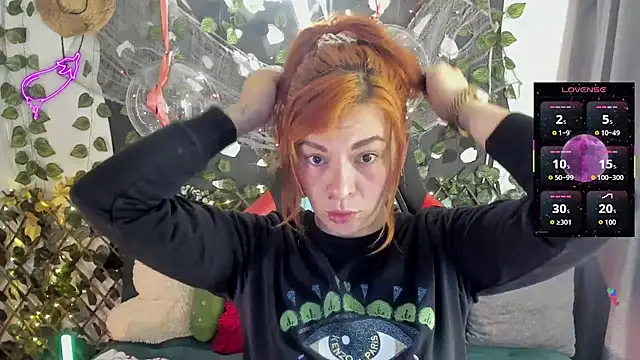 Snapshot of cocochanell6666 chatting on October 16, 2025, 7:20 am cocochanell6666 online show from October 16, 2025, 7:20 am