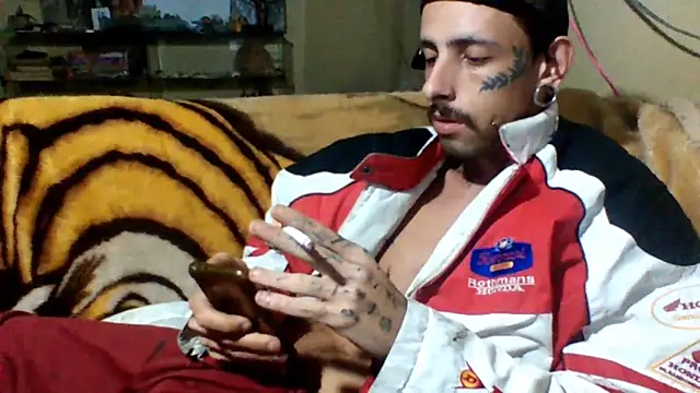 sellvageria online show from October 12, 2025, 10:20 pm