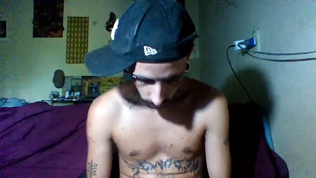 Snapshot of sellvageria chatting on February 15, 2026, 12:03 pm sellvageria online show from February 15, 2026, 12:03 pm