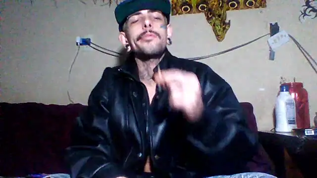 Snapshot of sellvageria chatting on June 20, 2026, 6:33 pm sellvageria online show from June 20, 2026, 6:33 pm