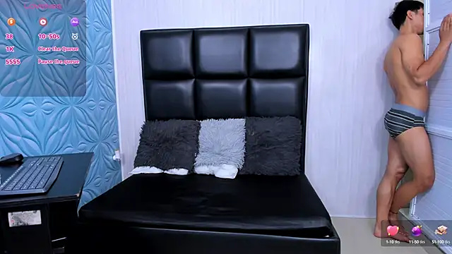 Snapshot of LittleParker chatting on January 23, 2025, 12:30 pm LittleParker online show from January 23, 2025, 12:30 pm