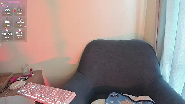 lovely  martina online show from September 24, 2025, 9:29 pm