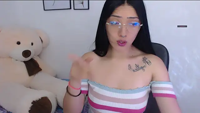 Suzanne abbey online show from October 12, 2025, 10:31 pm