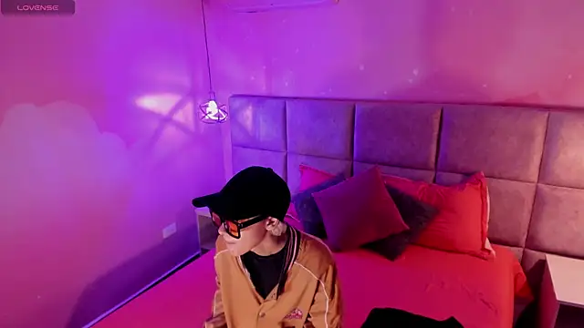 min minjil online show from February 12, 2025, 11:51 am