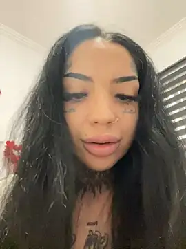 CreamyInkky  online show from December 12, 2024, 1:49 pm