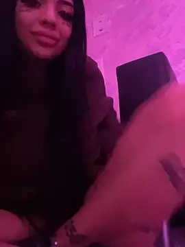 CreamyInkky  online show from January 20, 2025, 3:28 pm