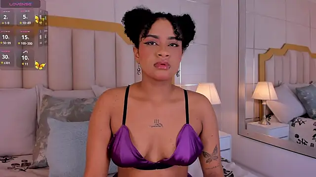 CamilaFoox1 online show from February 13, 2025, 4:17 pm