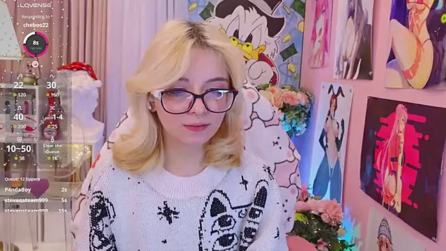 Snapshot of Coconut_Mia chatting on December 15, 2024, 12:18 am Coconut Mia online show from December 15, 2024, 12:18 am