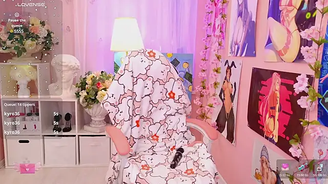 Snapshot of Coconut_Mia chatting on January 19, 2025, 12:38 am Coconut Mia online show from January 19, 2025, 12:38 am