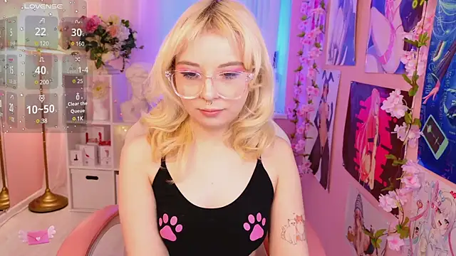 Snapshot of Coconut_Mia chatting on March 8, 2025, 12:11 am Coconut Mia online show from March 8, 2025, 12:11 am