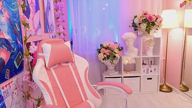 Snapshot of Coconut_Mia chatting on March 22, 2025, 7:53 pm Coconut Mia online show from March 22, 2025, 7:53 pm