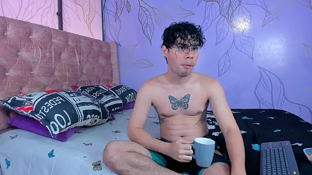 Theskinnyboys online show from January 14, 2025, 1:38 pm