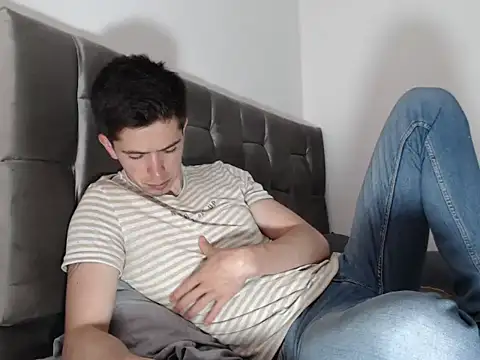 Eliantg online show from September 19, 2025, 10:21 pm