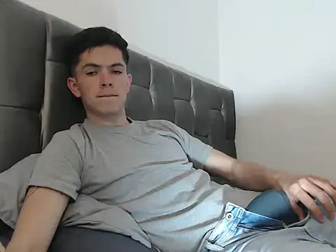 Eliantg online show from September 22, 2025, 11:18 pm