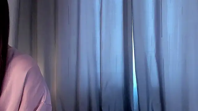 Snapshot of LowOncoming chatting on January 11, 2025, 7:17 am LowOncoming online show from January 11, 2025, 7:17 am