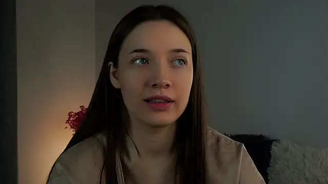 Snapshot of LowOncoming chatting on February 22, 2025, 12:38 am LowOncoming online show from February 22, 2025, 12:38 am