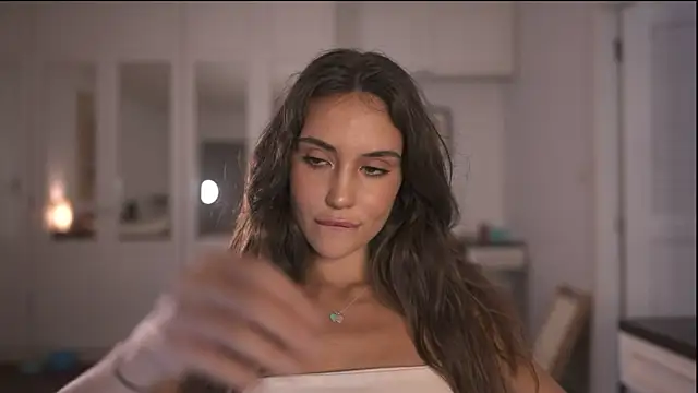 ValerieHill online show from January 6, 2026, 2:26 am