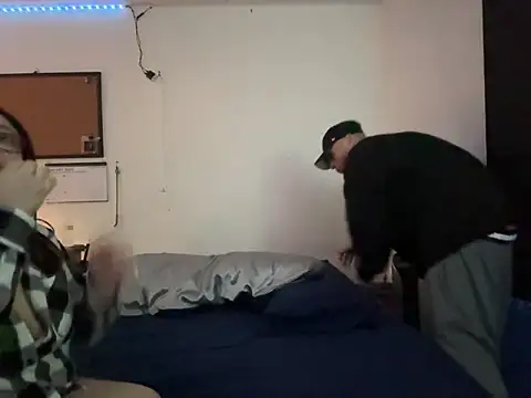 Snapshot of DaHomeEDubs chatting on January 10, 2025, 11:22 am DaHomeEDubs online show from January 10, 2025, 11:22 am