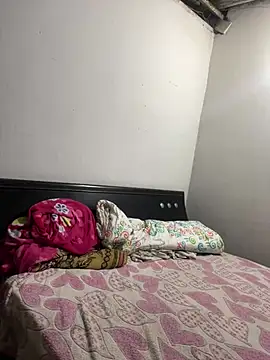 Mentriplex online show from February 3, 2025, 10:11 pm