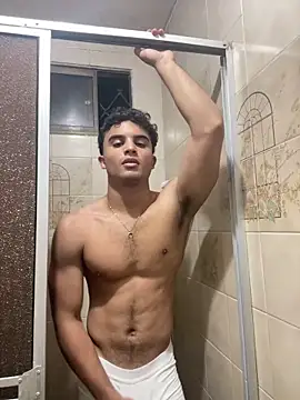 Mentriplex online show from September 18, 2025, 3:19 am