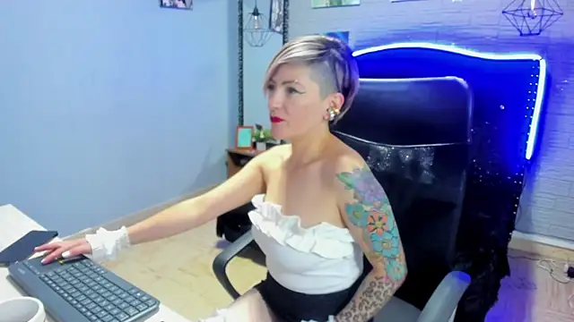 Maria fernandaxxx  online show from December 7, 2024, 4:31 am