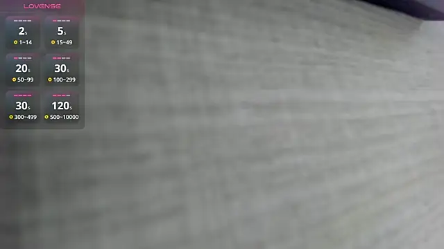 AishaRouhi online show from October 13, 2025, 4:23 am