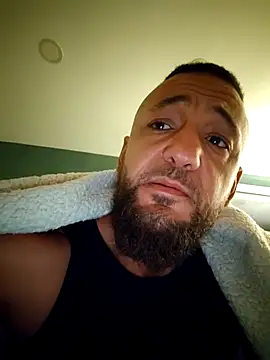 Reeeks69 online show from April 5, 2026, 3:47 am