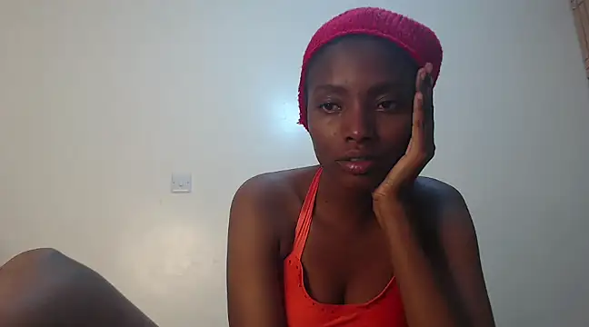 nanaswee online show from February 15, 2025, 8:01 pm