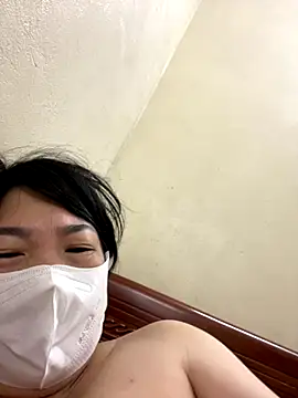 Hachi Sweetbabie  online show from November 22, 2025, 9:03 pm