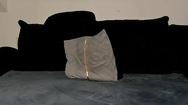 laurasommer online show from February 19, 2026, 5:09 pm