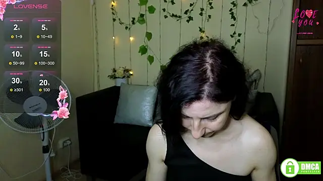 Muse kitty jenia online show from October 3, 2025, 11:29 am